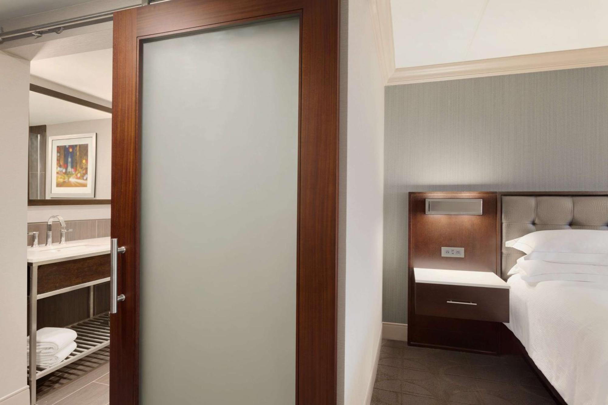 Hilton Philadelphia City Avenue Esterno foto