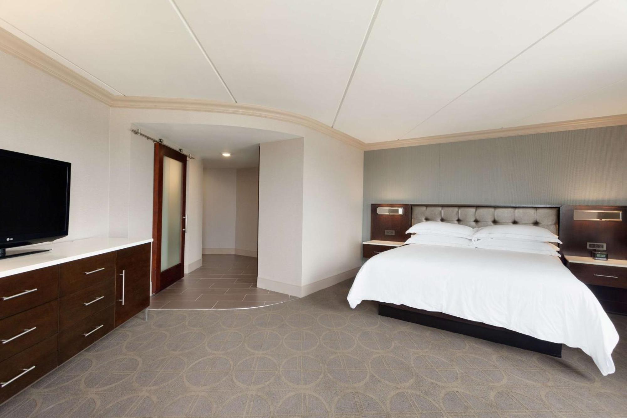 Hilton Philadelphia City Avenue Esterno foto