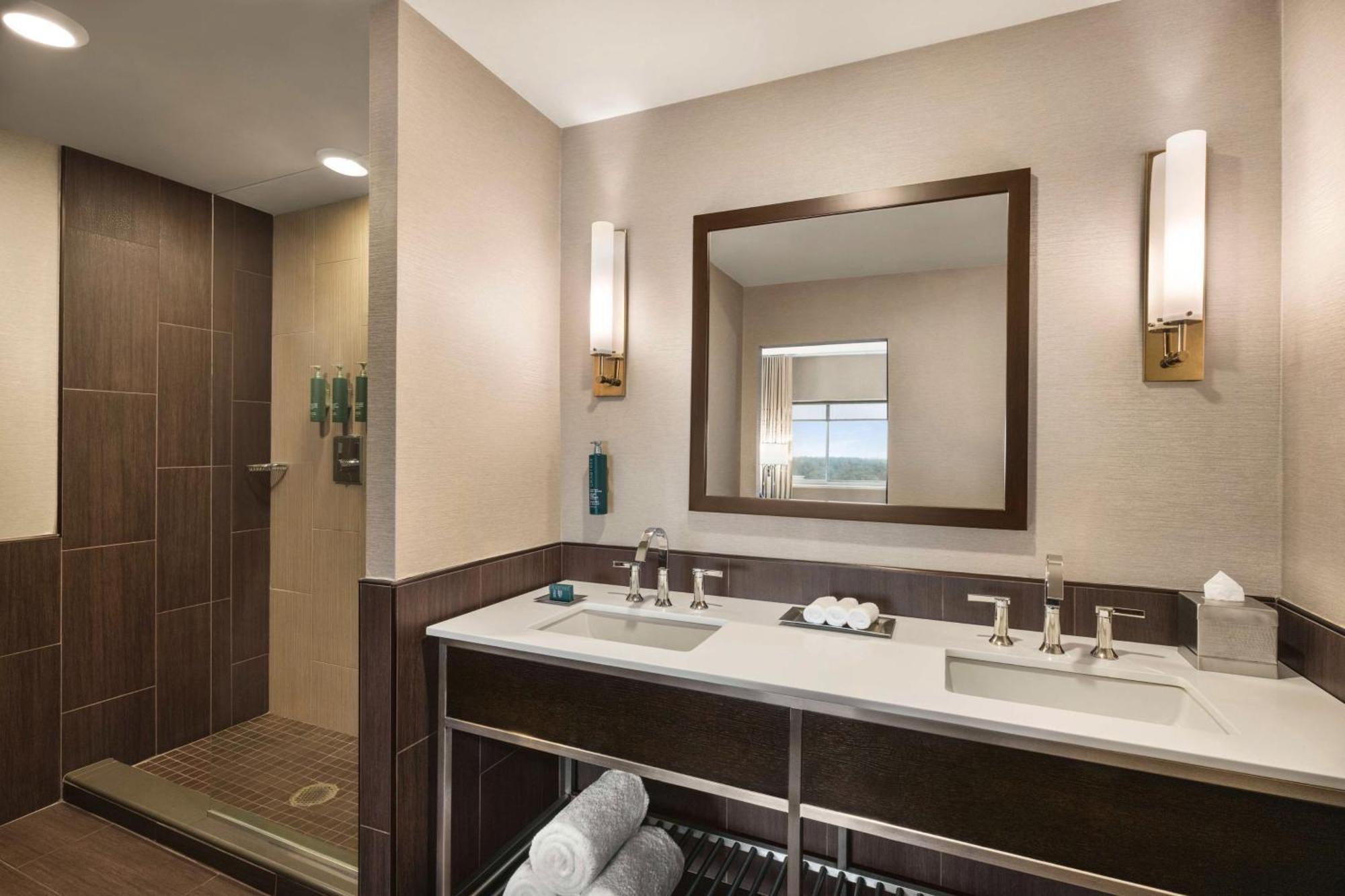 Hilton Philadelphia City Avenue Esterno foto